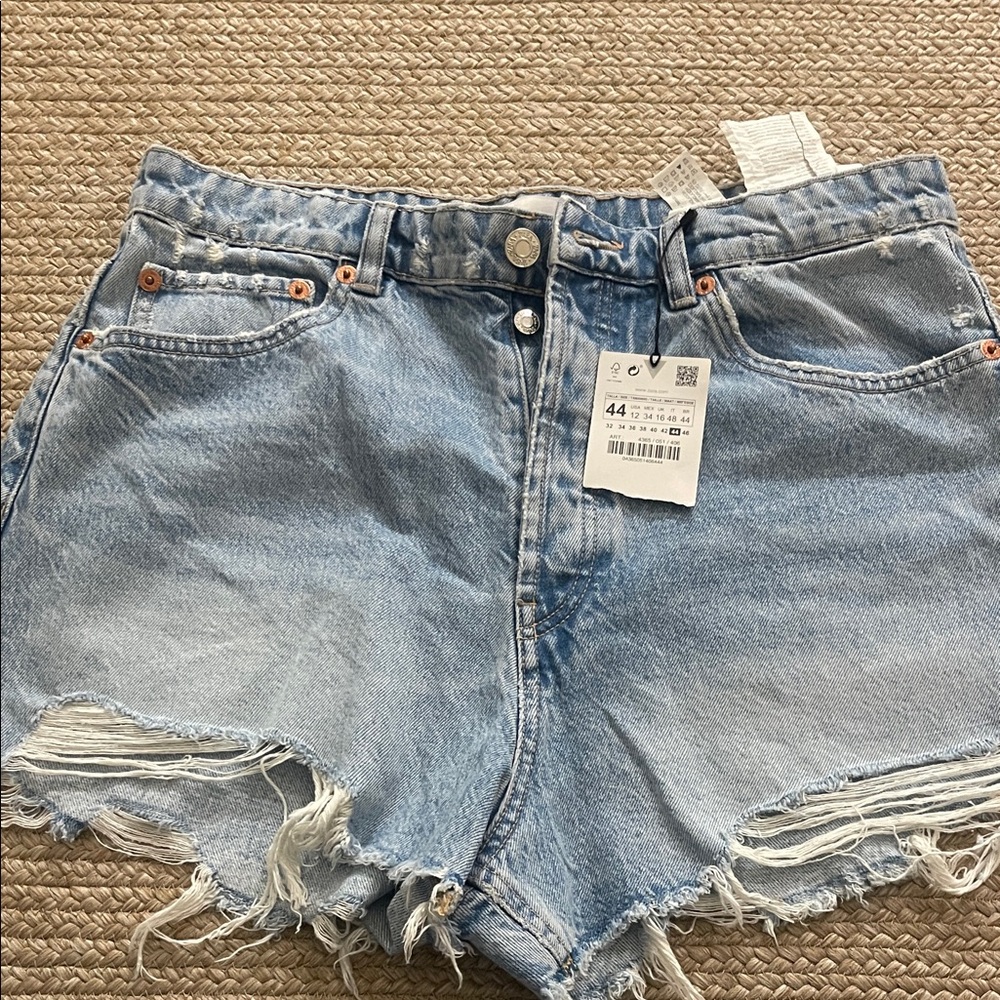 Zara Light Blue Distressed Jean Shorts